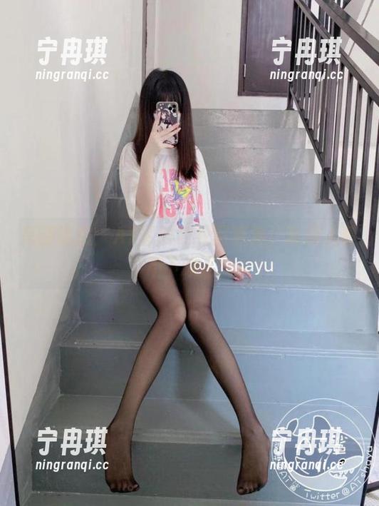 AT鲨 高清诱惑:AT鲨的豹纹写真集,真让人停不下来了...