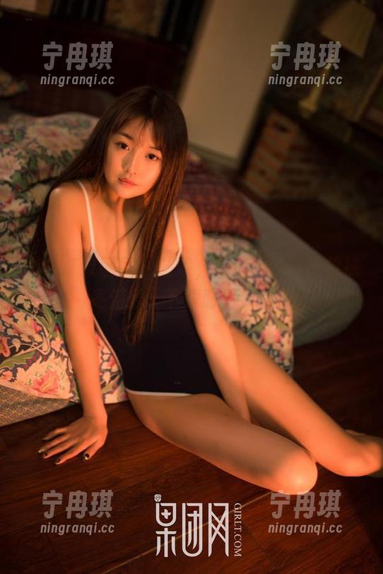 GIRLT果团网-陈迪娅 GIRLT果团网 - 咳咳,陈迪娅带来的棉袜高清秀,下载时间到咯!