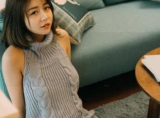 GIRLT果团网 – 从陈雅漫的黑丝图包里，我发现了一点…不太直白的东西。