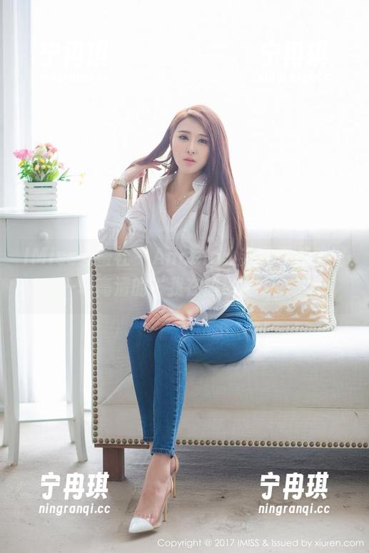 IMiss爱蜜社-Angela小热巴 IMiss爱蜜社 - Angela小热巴带着美图,来一场高清的‘我在旅途上’大冒险!