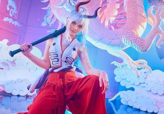 Joyce Lin2x的纯白探险：更新时，你能找到隐藏的色彩吗？