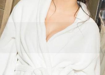 KelaGirls克拉女神 – 更新!静宜、红情、绿意,这搭配能再大胆点吗?