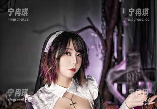 Leah梓未 教室禁忌合集:今晚又有新鲜货,快来看Leah梓未的炫酷更新!