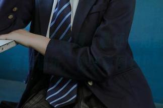 Nyako喵子穿了制服,随便一角都能出个高清墙纸,快来拿图包!