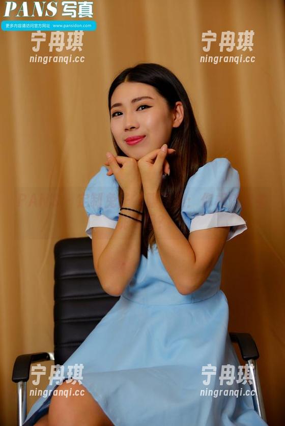 PANS-兔子 PANS - 定制兔子礼服图集:你相信它会跳舞吗?