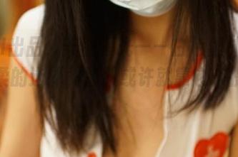 ROSI出品,美图曝光——白色丝袜是那个温柔的选择,腹肌或许就靠它来提升了!
