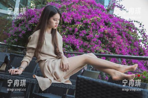微密圈 - Sia不吃鱼与无圣光共同演绎的性感图包，哈哈你看到了吗？