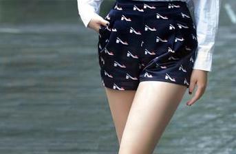 TuiGirl推女郎 – 哈尼宝宝难得的职业装美图更新,惊喜不止于此哦
