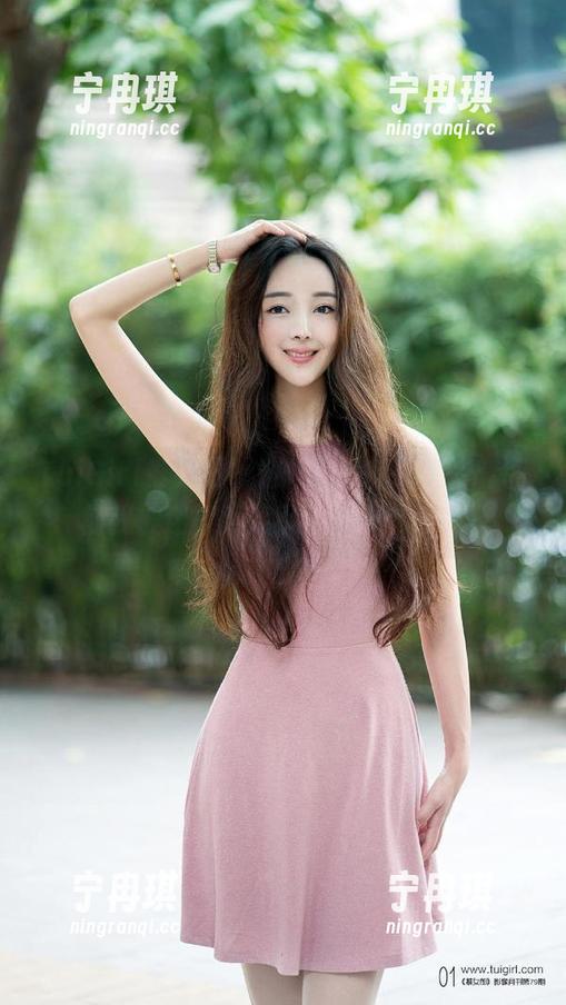 TuiGirl推女郎-赵惟依 TuiGirl推女郎 - 赵惟依短裙写真,套图前我被迷得不要不要的,老天爷...