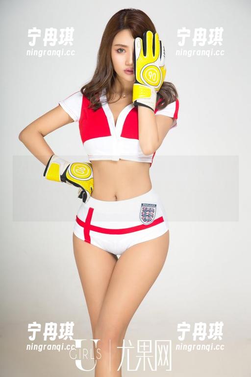 UGirls尤果网-周心情 UGirls尤果网 - 周心情的睡衣穿搭:高清写真展现了‘在卧室也能当女神’的轻松心态!