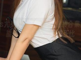 UGirls尤果网 – 艾霓莎职业装合集:我只能说,妆容和服装成正比