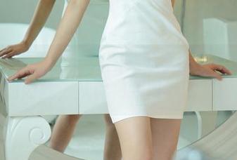 UGirls尤果网 – 为图集分享喝彩:陈梓涵的肉丝,从食物到肌肤的浆糊