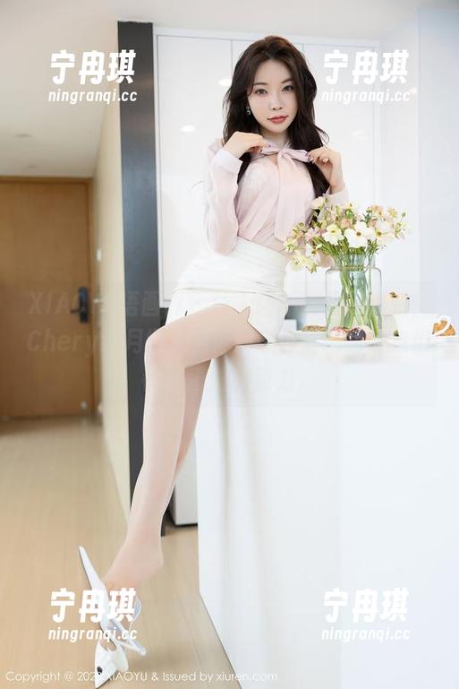 XIAOYU语画界-Chery绯月樱 XIAOYU语画界 - 让人目不暇接的福利,Chery绯月樱充实你的办公室图包,我们都知道她的魔力。