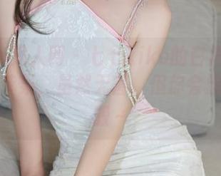Xiuren秀人网 – 七七kiko的白裙图包:就像毒苹果,虽然无害,但你会想多看几眼~
