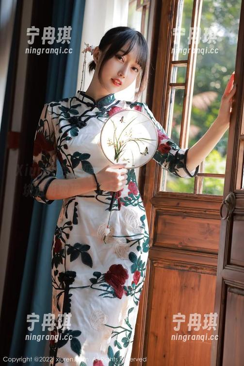 Xiuren秀人网-晓梦may Xiuren秀人网 - 晓梦may的原图就像一块透明玻璃,让人看得见看不透的谜。