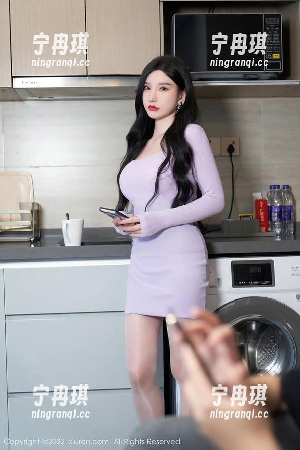 Xiuren秀人网-瑶啊摇的瑶 Xiuren秀人网 - 这种御姐合集,怎能不让人爱上瑶啊摇的瑶的每一张壁纸?