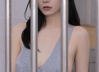 Xiuren秀人网 – 短裙里的博弈:艾希儿作品,资源不断翻涌的思绪