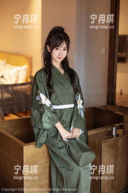 Xiuren秀人网-陈巧蓓isabella Xiuren秀人网 - 陈巧蓓isabella的作品,制服不仅穿了,甚至乱入了我的脑中…