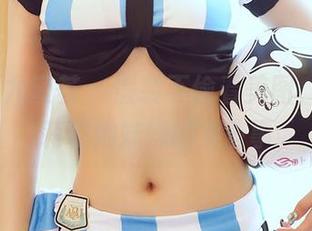 YouMi尤蜜荟 – 假装不偷看美图,合法萝莉和她妹妹的那些事