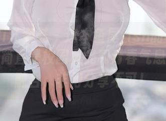 YouMi尤蜜荟 – 这本鱼尾fish的校园写真集,简直是校园风光和青春气息的完美融合,非得分享不可!