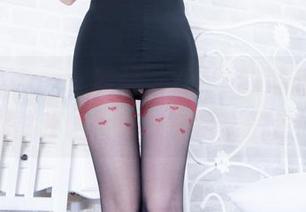 beautyleg – 哎呀,YoYo的浴缸资源:你能相信?泡泡也是表情包!