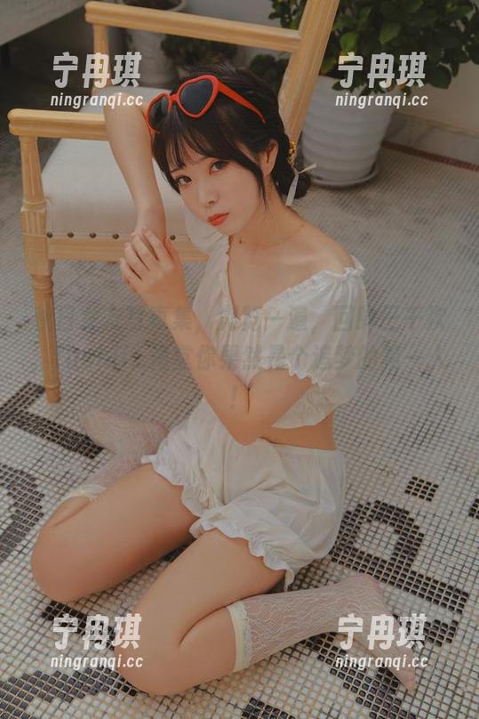 fushii_海堂 秋日女友写真集,浏览一遍,回眸三千次,fushii_海堂你果然是个追梦的第一人!