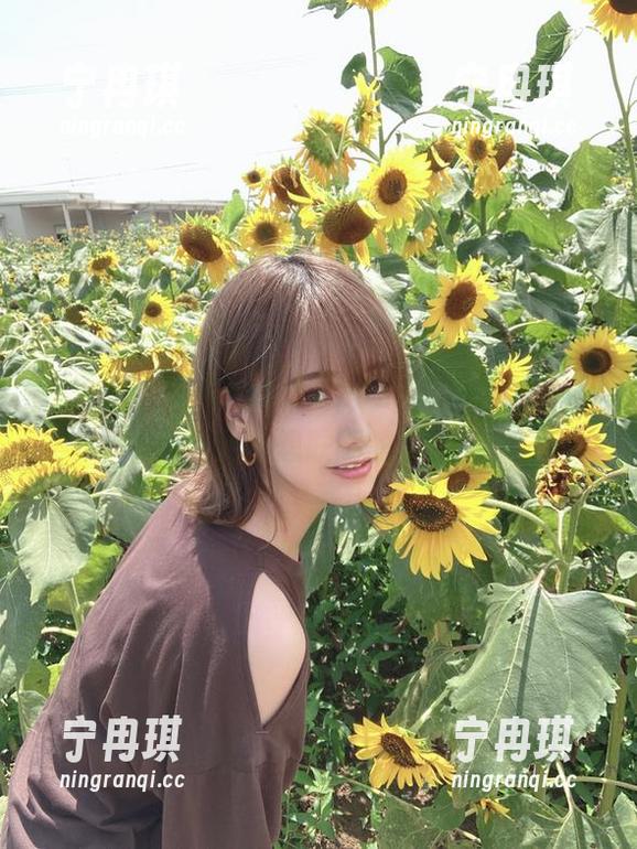 けん研 けん研的新作Fantia2024投稿,分享一些让我浮想联翩的东西。