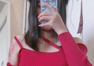 今汐的胶衣：每一张免费写真都像是日常的奇遇…我在想，这可能是个无底洞！