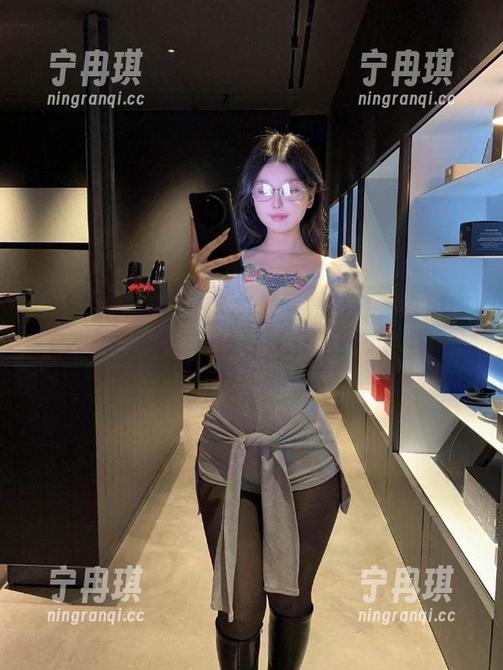 卡通百科老王 微密圈 - 看卡通百科老王的写真,有原图为证,你这赞还是不赞?