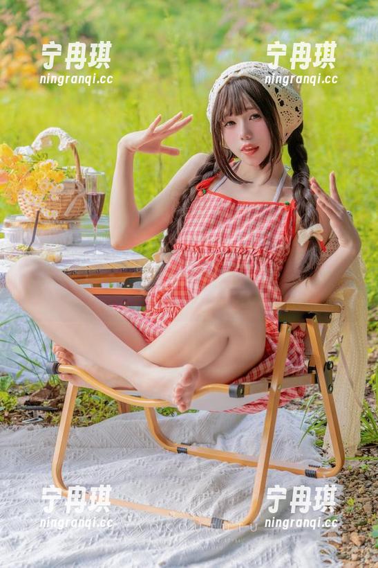 举报！咬人小小兔兔兔班车的最新资源，快来围观这座“恶魔”乐园！