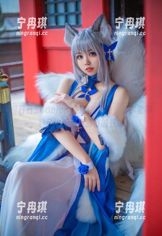 啊日日_Ganlory 啊日日_Ganlory的旗袍套图,偶尔觉得,自己也能变成那样的曼妙。