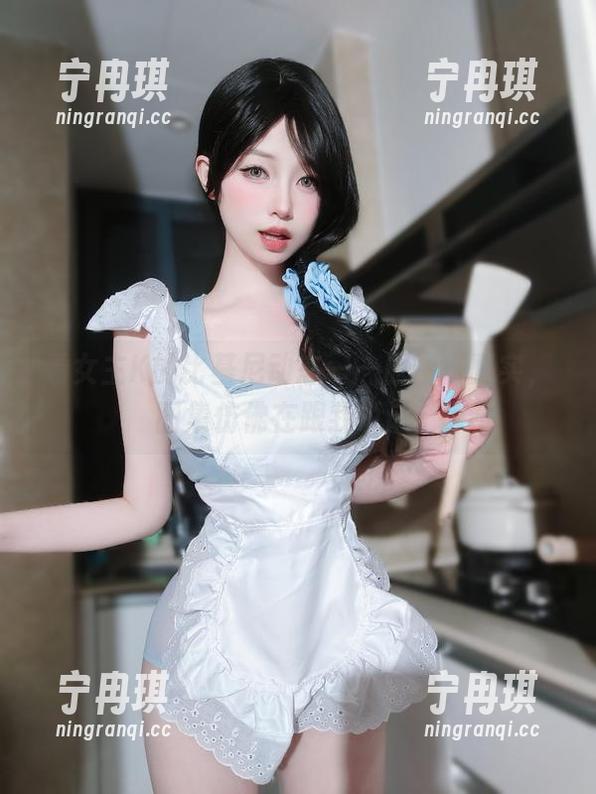 看女主K的比基尼动态——原图很真实，图集仿佛在跟我说话？