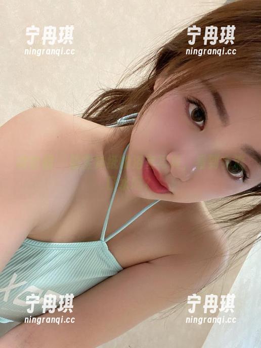 微密圈 - 奶宝妹纸的浴室写真，看到会流口水吗？