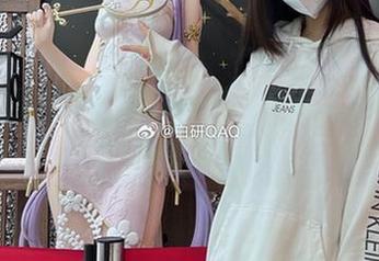 妖君白研的私房短裙合集,未免也太搔到了吧哈哈!