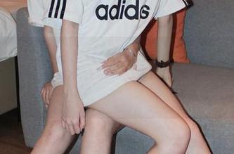 小众视觉 – 小苹果带你领略长腿风采,图集更新中,快来见证!