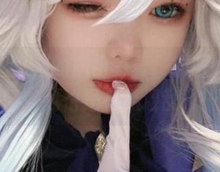 分享小瑶幺幺的旗袍写真，衣服好？人更好？我怕是有点混乱了…