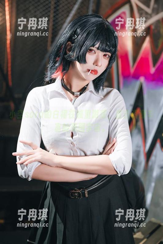 小空sora 小空sora的白裙在城里游荡,直击资源丰富的美图宇宙。