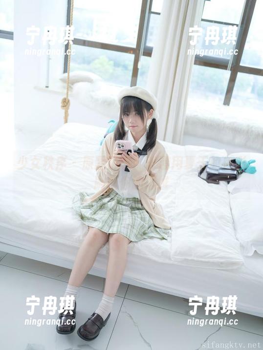 少女秩序-千澄 少女秩序 - 原图说事:千澄用夏天的色彩刷新你的思维