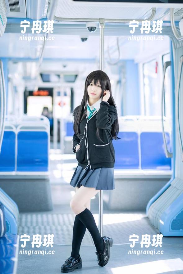 看弥音音ww玩转图集，八重樱美到你想哭，真的有资源！