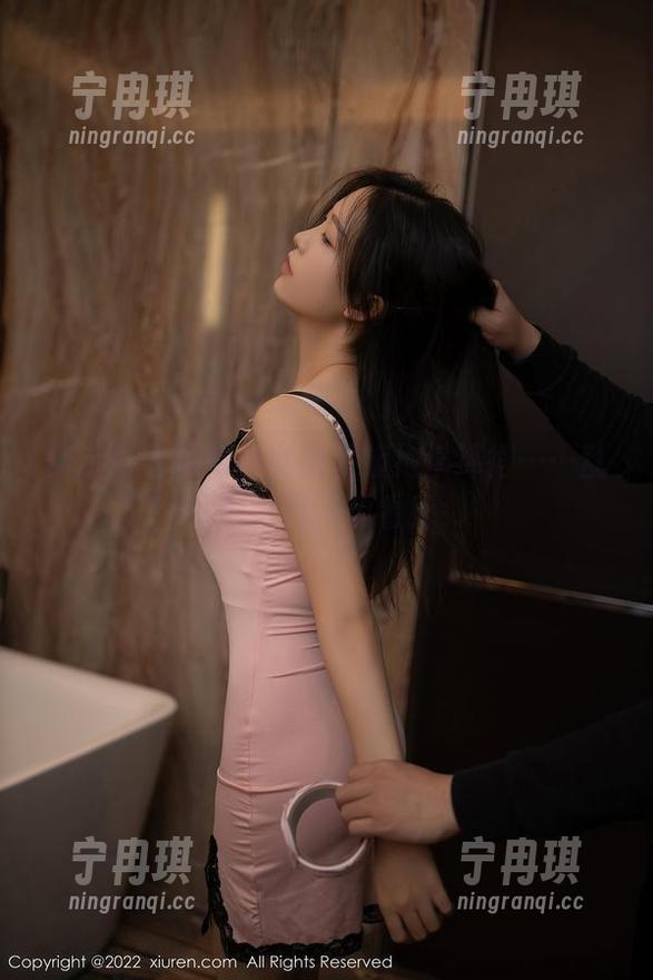 精选！看抖娘利世把黑旗袍演绎得……乱七八糟又想看！