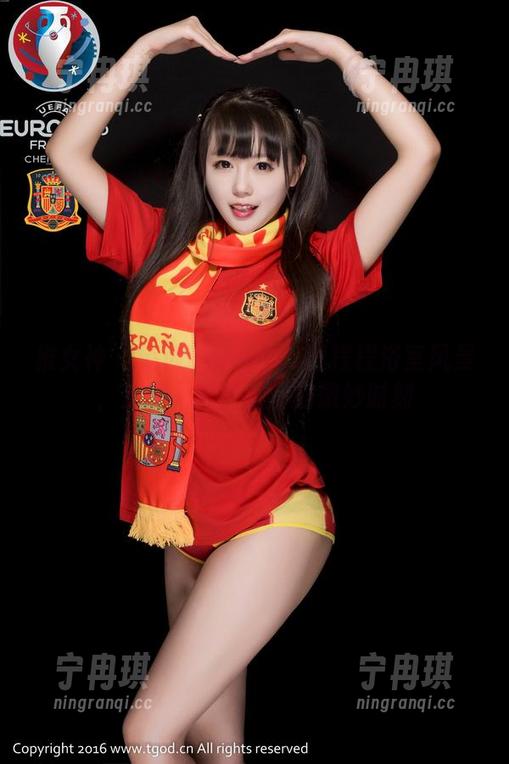 推女神 - 精选：Kiren_程程程浴室风景，那些光影交错下的微妙时刻