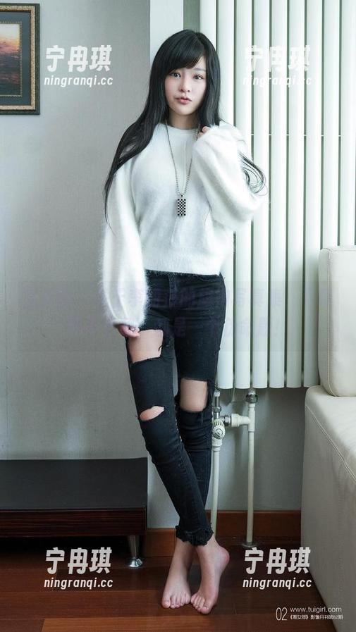 推女郎-李丽莎 推女郎 - 关于李丽莎的旗袍写真集,下载和不下载,都是一个伪命题!