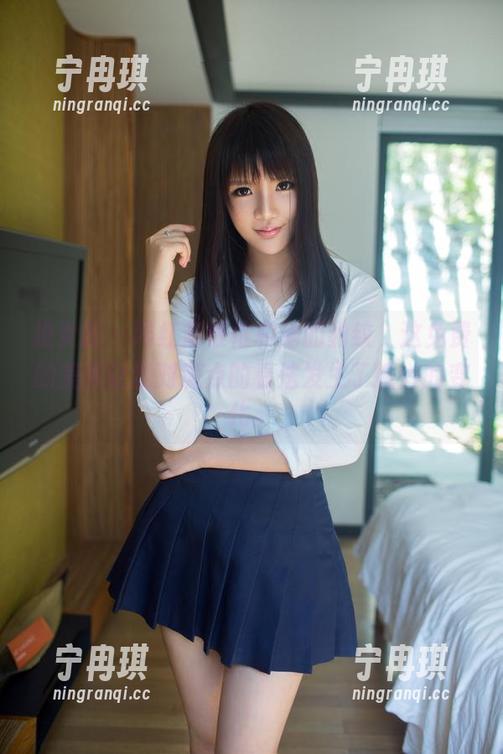 推女郎-赵惟依 推女郎 - 网红赵惟依和她的豹纹,这免费的美图让我对斑点的看法发生了微妙的变化。