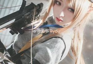 无筝ryou的高清制服只需你一瞥,保证引爆你的校服情怀!