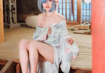 浴缸里的晕崽Zz：图包里藏着不止是泡沫，还有随性的苏打水气息？
