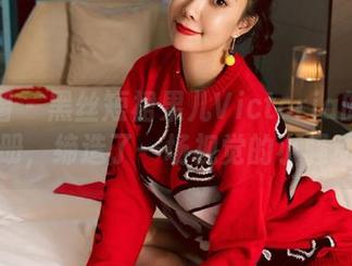 微密圈 – 黑丝短裙果儿Victoria的免费图册，缔造了一场视觉的小骚动！