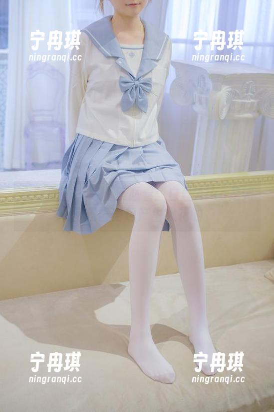 森萝财团-Aika 森萝财团 - 写真集必看:白丝Aika是如何和酱肉包产生火花的