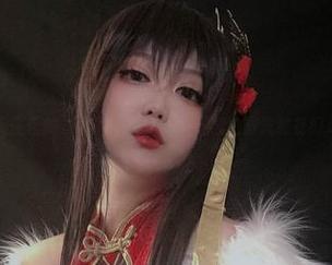 椒妮佐仁的‘大凤’写真集，下载之前先准备好心脏