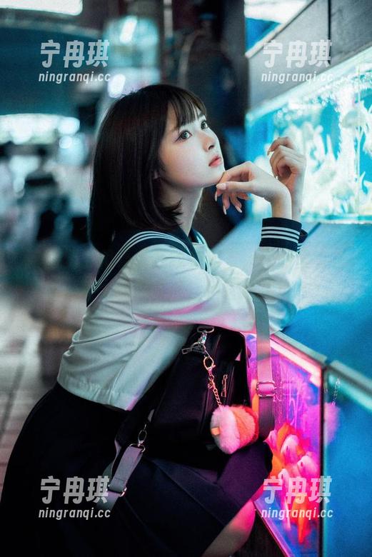 河豚抚子和春天在线交朋友，原图里有各种大胆的尝试，别管结果！