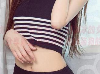 爱尤物 – 最新滑稽更新：田冰冰的女王气场，分享她是如何同时指挥猫狗的？